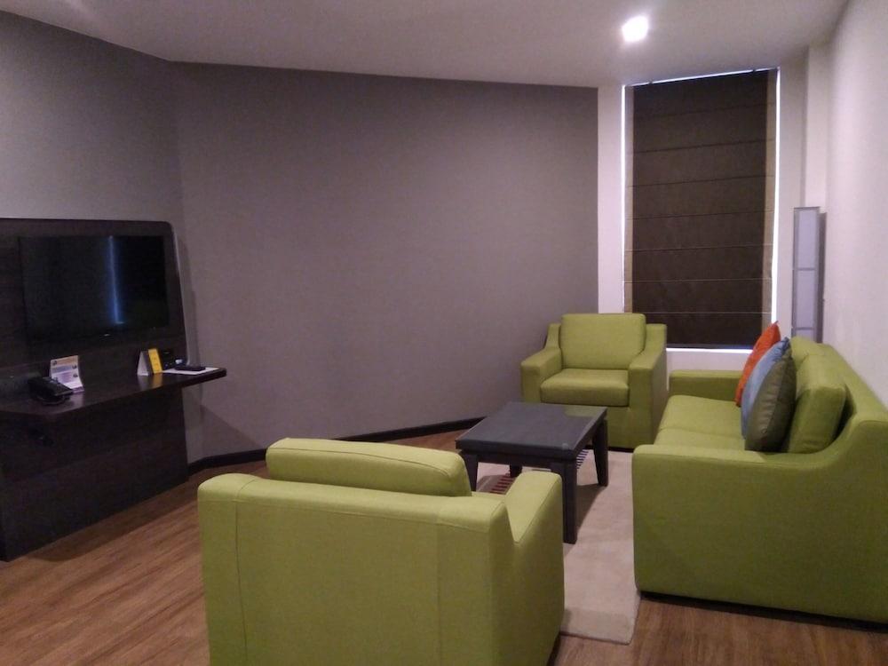 Park Inn By Radisson Amritsar Airport Bagian luar foto
